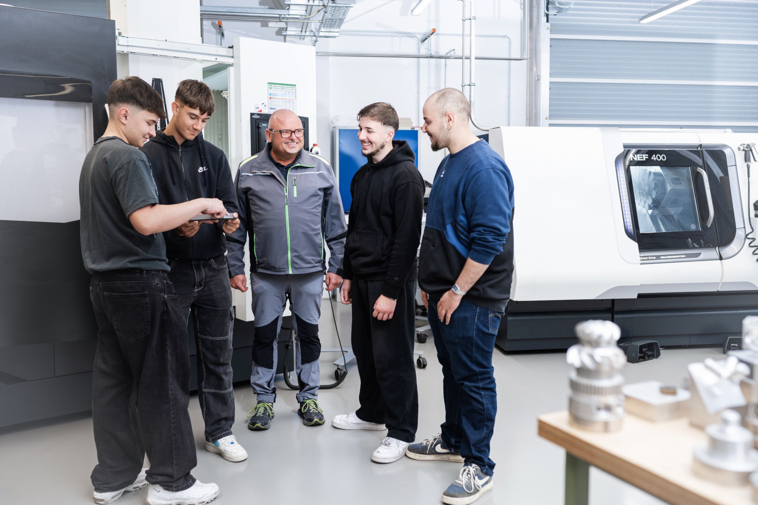 Header Zerspanungsmechaniker/in