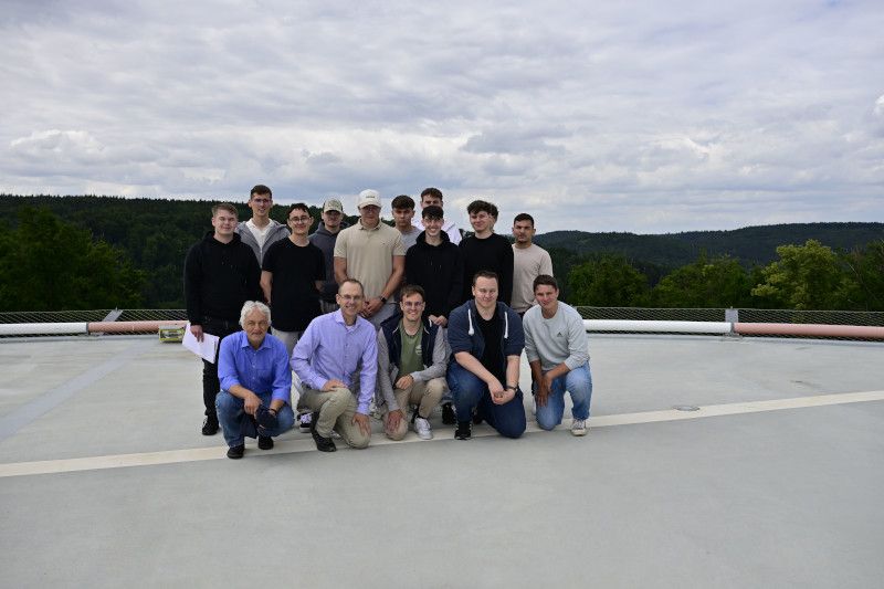 HEID TECH Fachinformatiker erkunden das IT-Herz des Klinikums