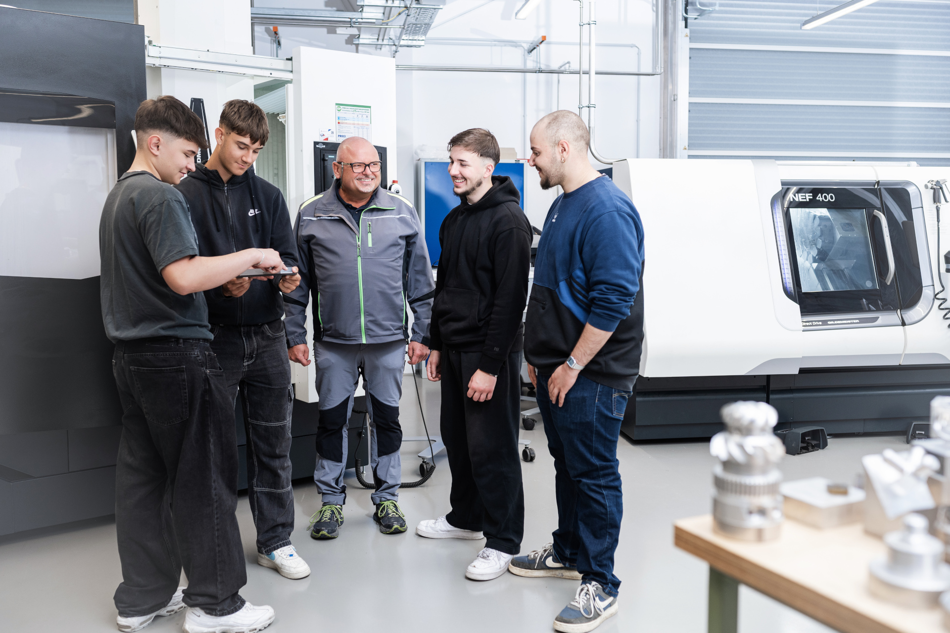 Header Zerspanungsmechaniker/in