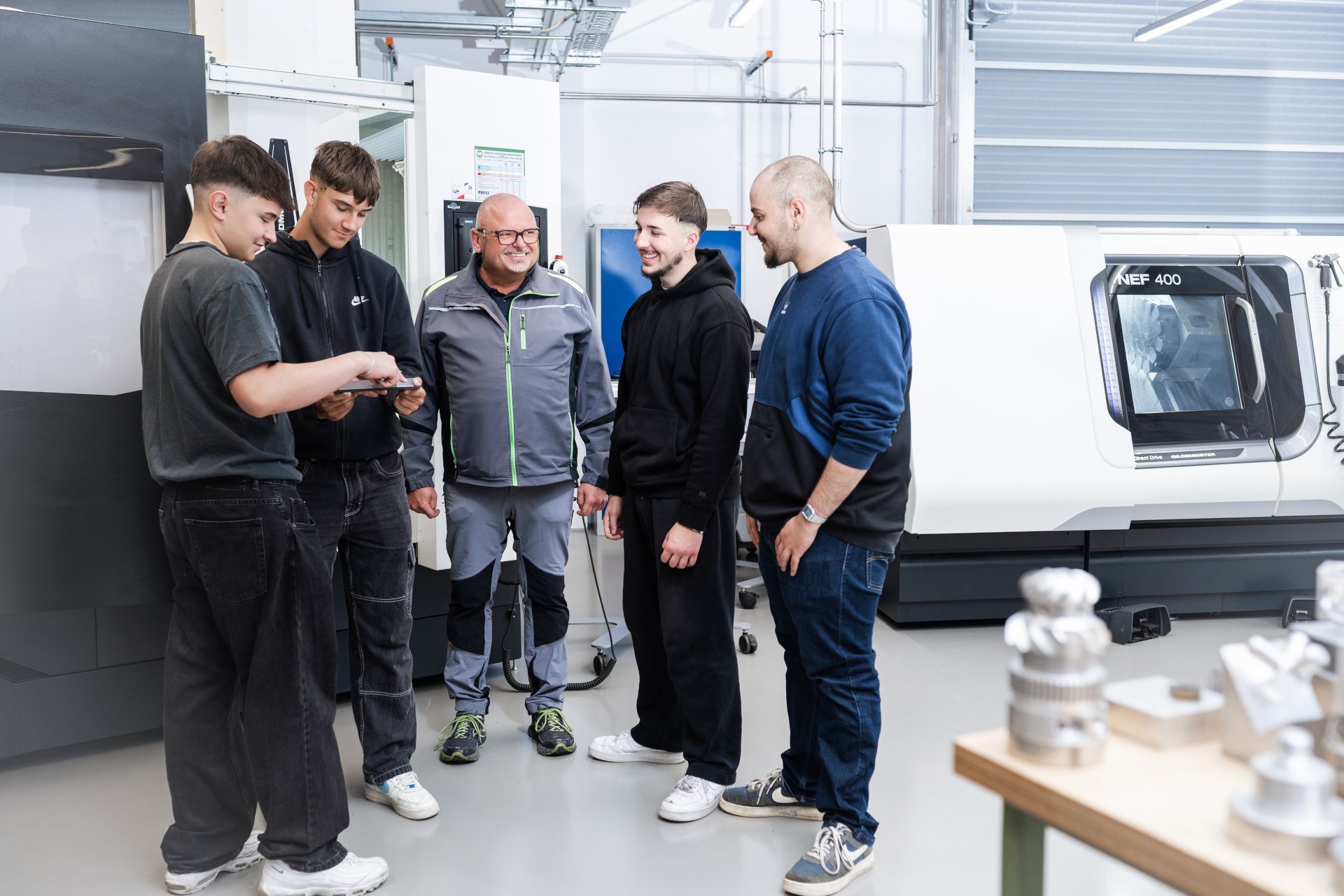 Header Zerspanungsmechaniker/in